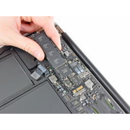 MacBook Air 13 